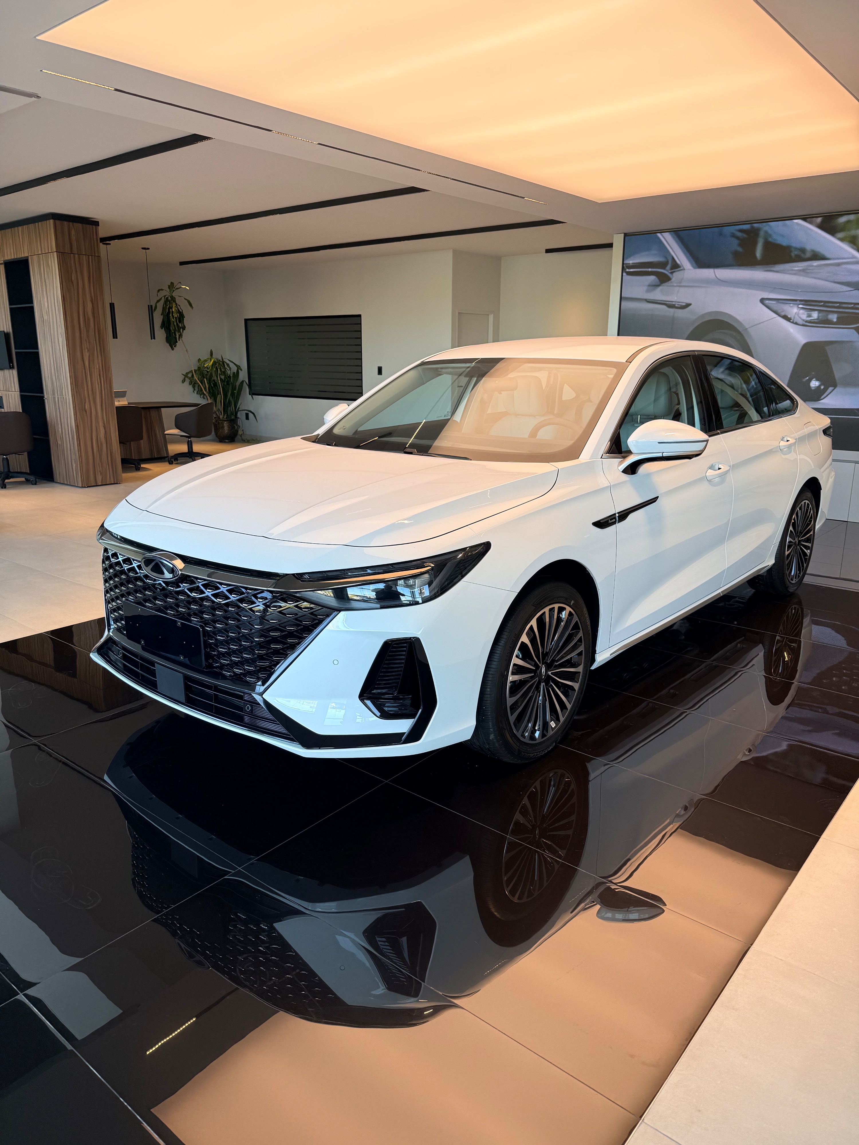 Chery Arrizo 8