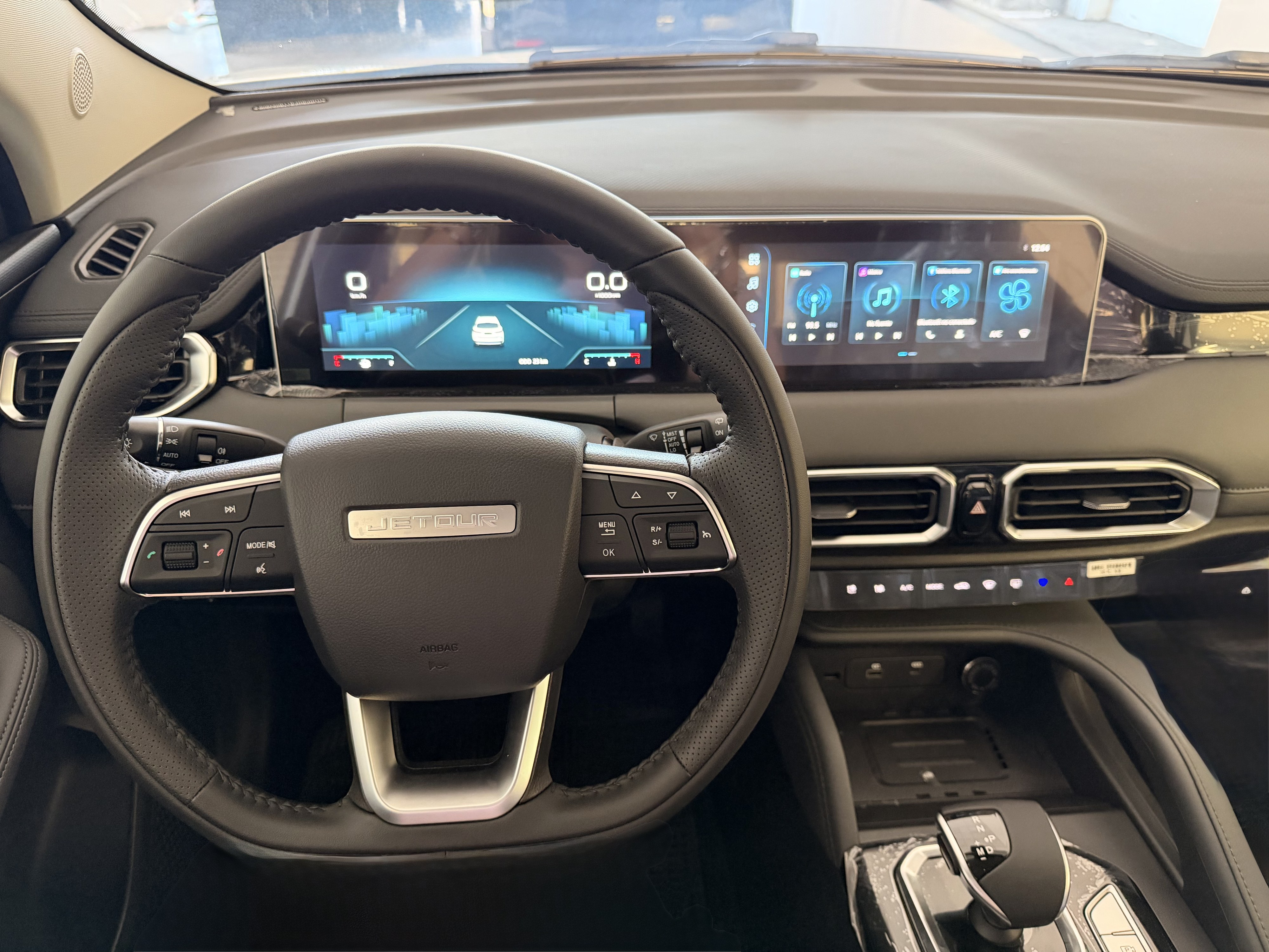 Jetour X50 — foto 6 de 12