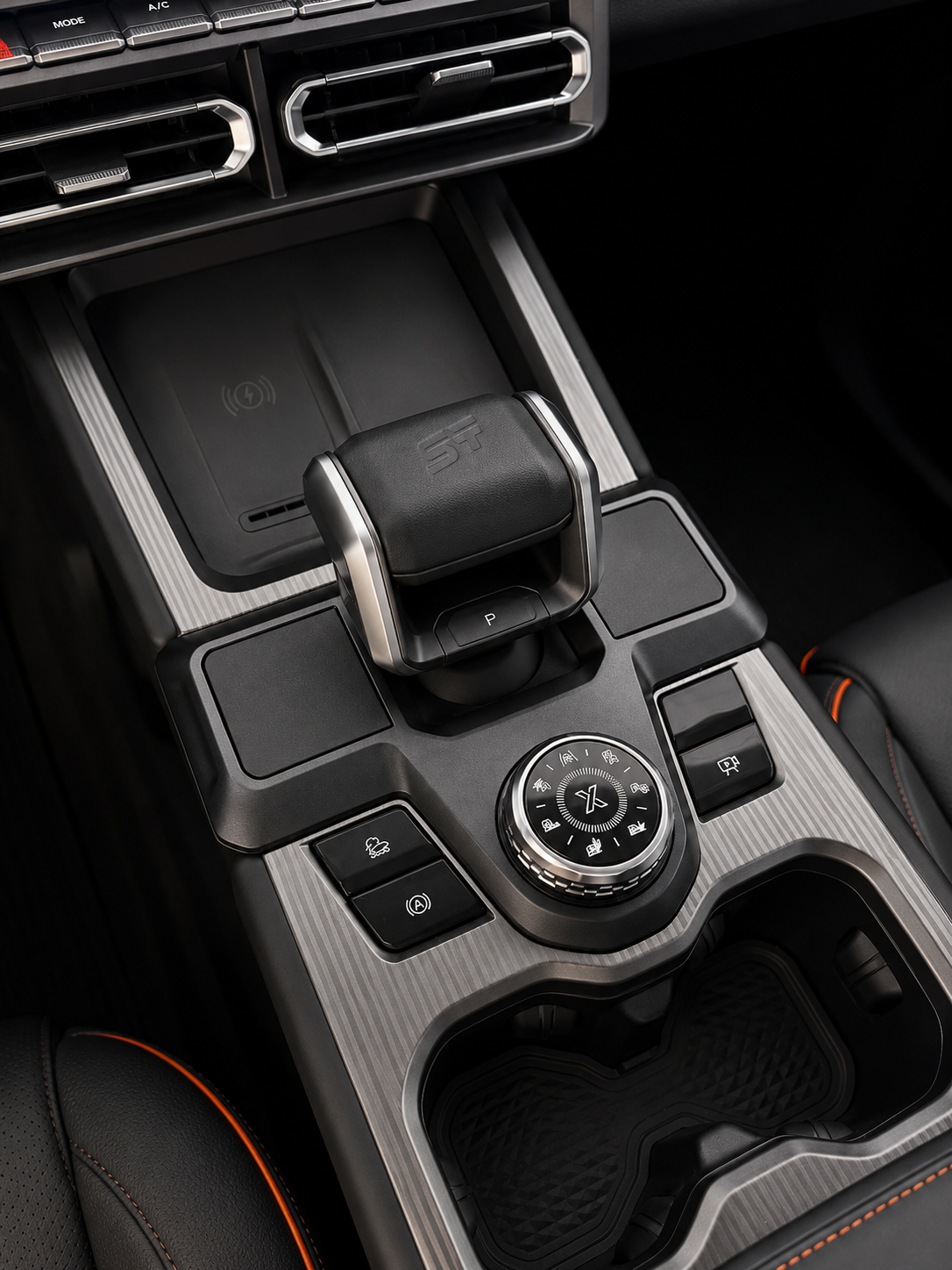 Jetour T1 — foto 13 de 19