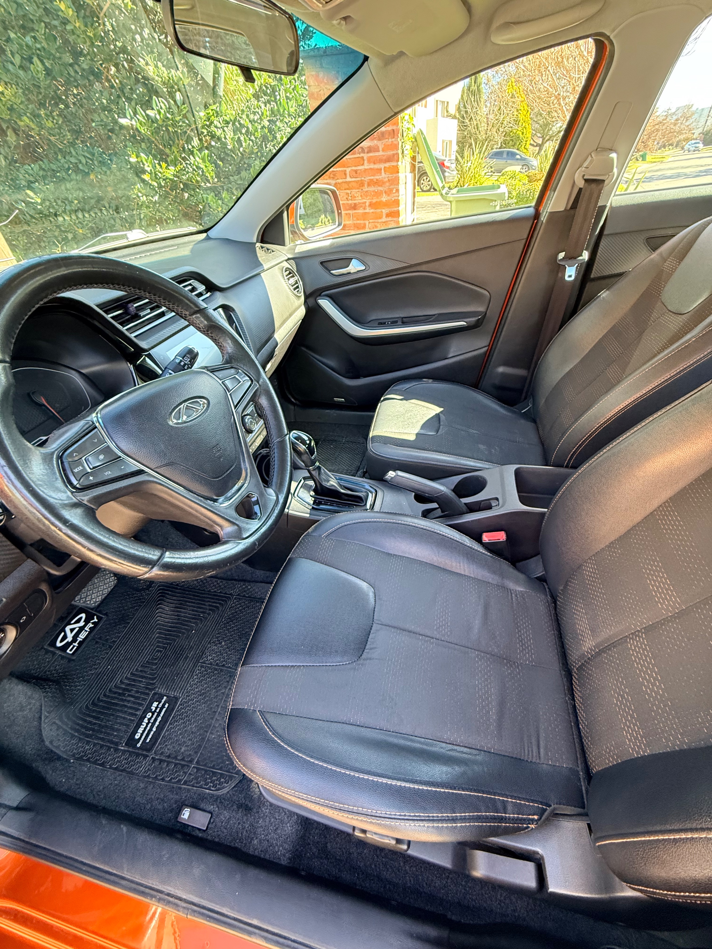 Chery Tiggo 2 — foto 13 de 18
