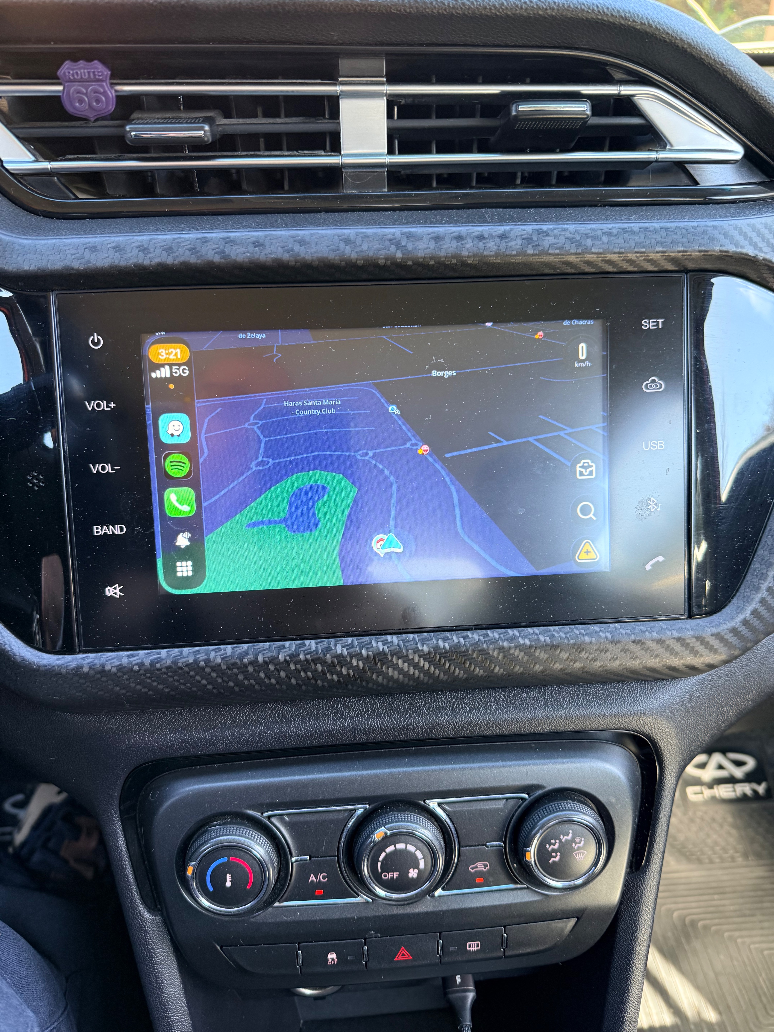 Chery Tiggo 2 — foto 15 de 18
