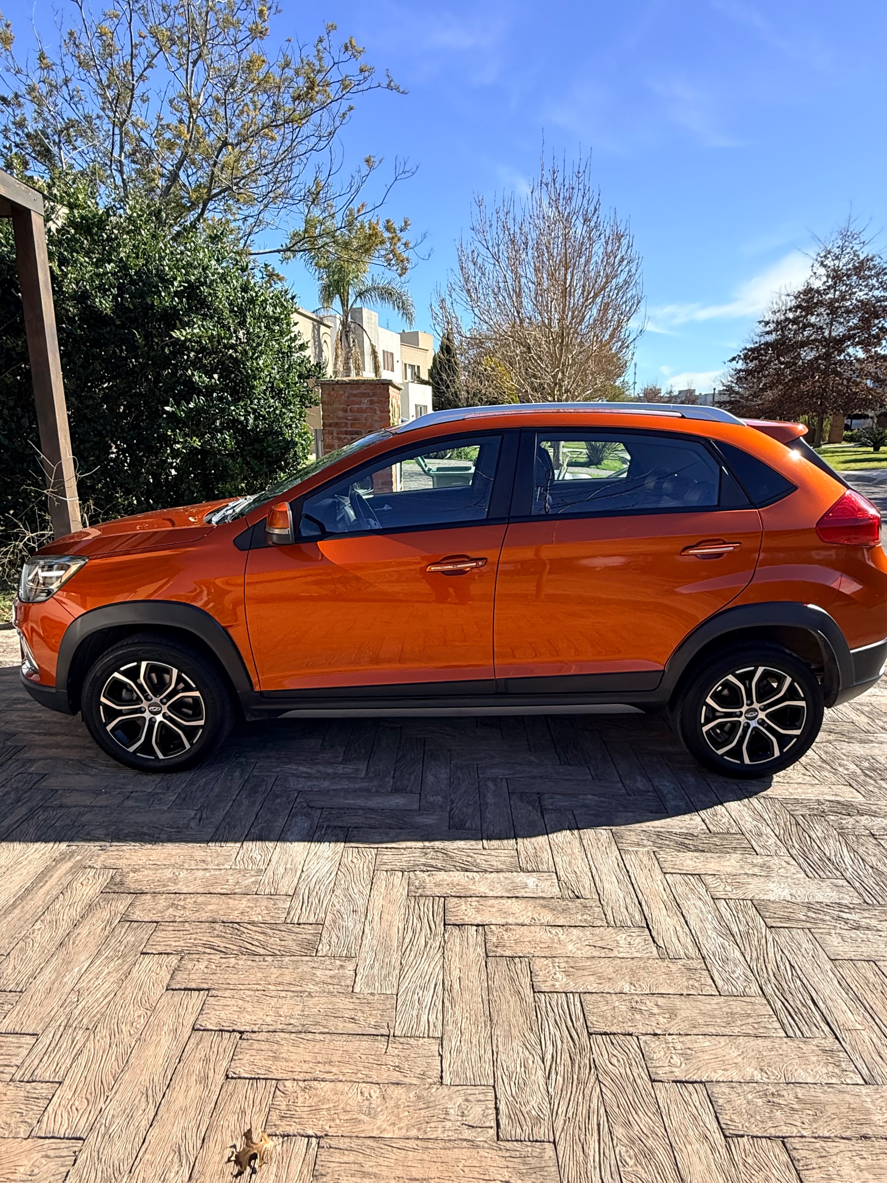 Chery Tiggo 2 — foto 4 de 18