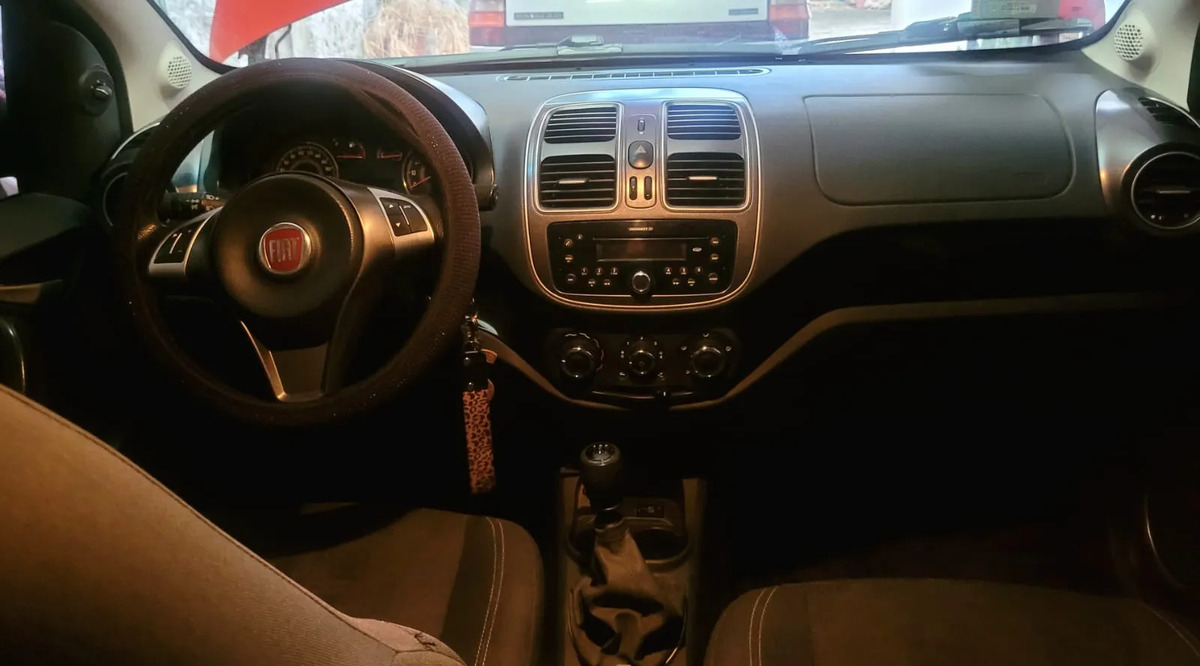 Fiat Palio — foto 6 de 10