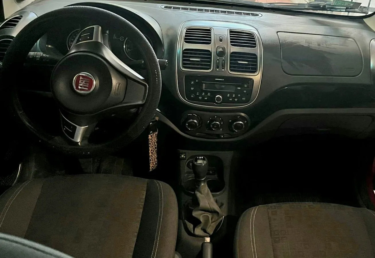Fiat Palio — foto 7 de 10